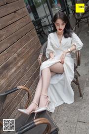 Model Shanshan "Flame Red Lips and White Dress" [Iss to IESS]