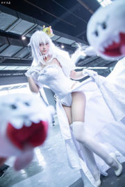 [Cosplay Photo] Nona Adik Sayang Kucing Qiu yang Lucu - Ghost Ji