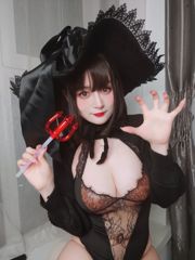 [Cos. Welfare] Miss Coser Baiyin - Strega del Cheshire