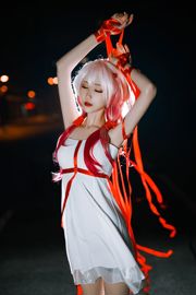 [Cosplay foto] Anime blogger Nan Tao Momoko - 楪bid witte rok