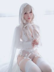 COSER Silver 81 "Pure White Saint" [Косплей Девушка]