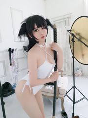 [美女Coser] 是依酱呀 《爱岩》