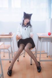 ความงามยอดนิยม Coser Kurokawa "Mastiff Uniform"