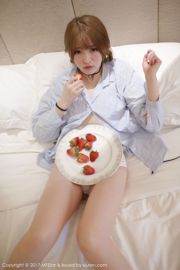 Yi Xiaoqi MoMo "Seri Celana Dalam Stroberi + Kemeja" [Akademi Model MFStar] Vol.096