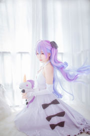 [COS Welfare] Anime Blogger North of the North - Azur Lane Unicorn